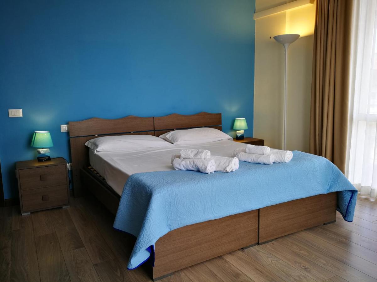 Casa Come Me Palermo Kültér fotó