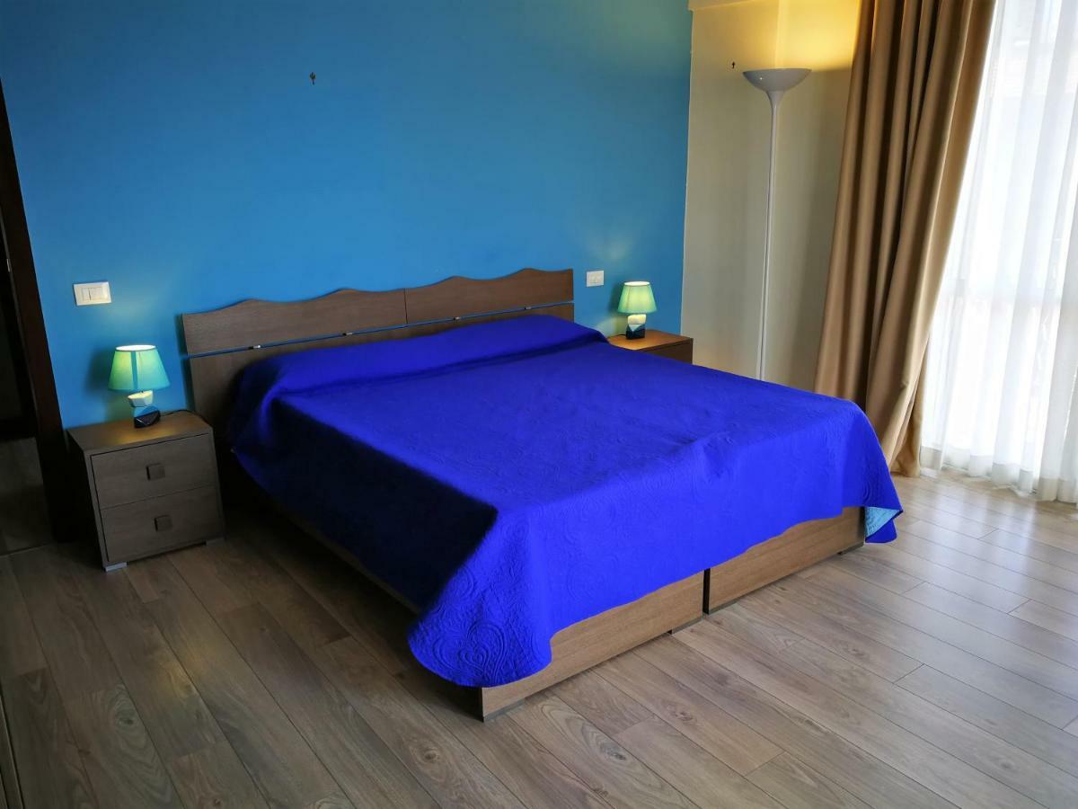 Casa Come Me Palermo Kültér fotó